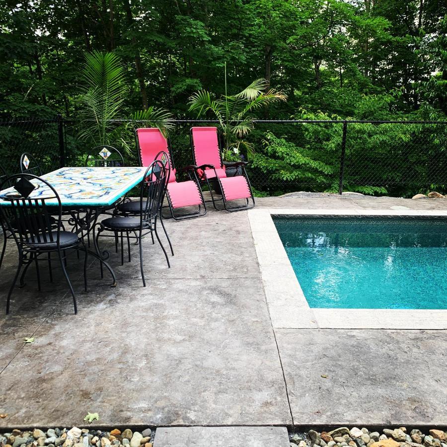 La Boheme - Bed & Breakfast Bromont Bagian luar foto